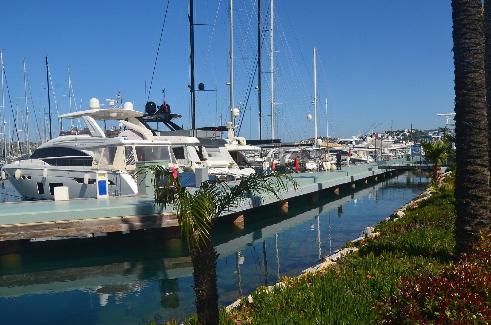 Yachts along the quay at Yalıkavak Marina